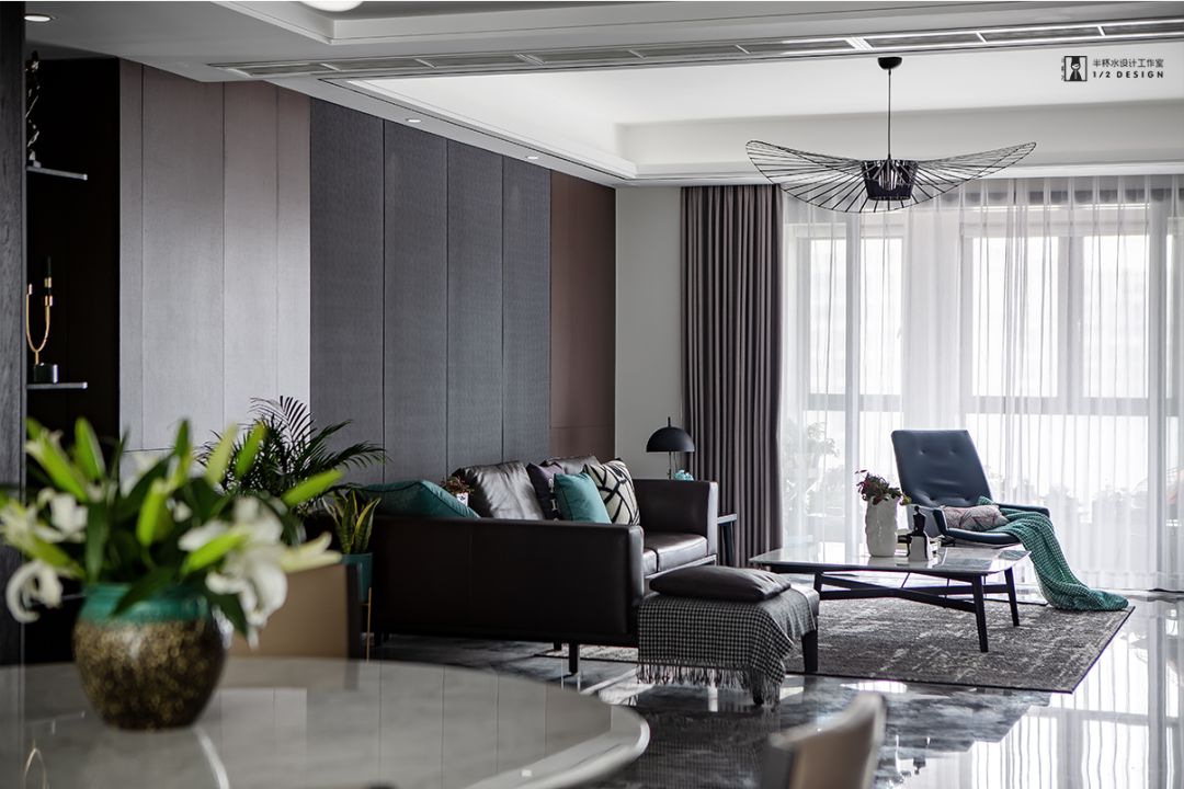 简约黑白灰,现代主义情怀的南北通透之家-1