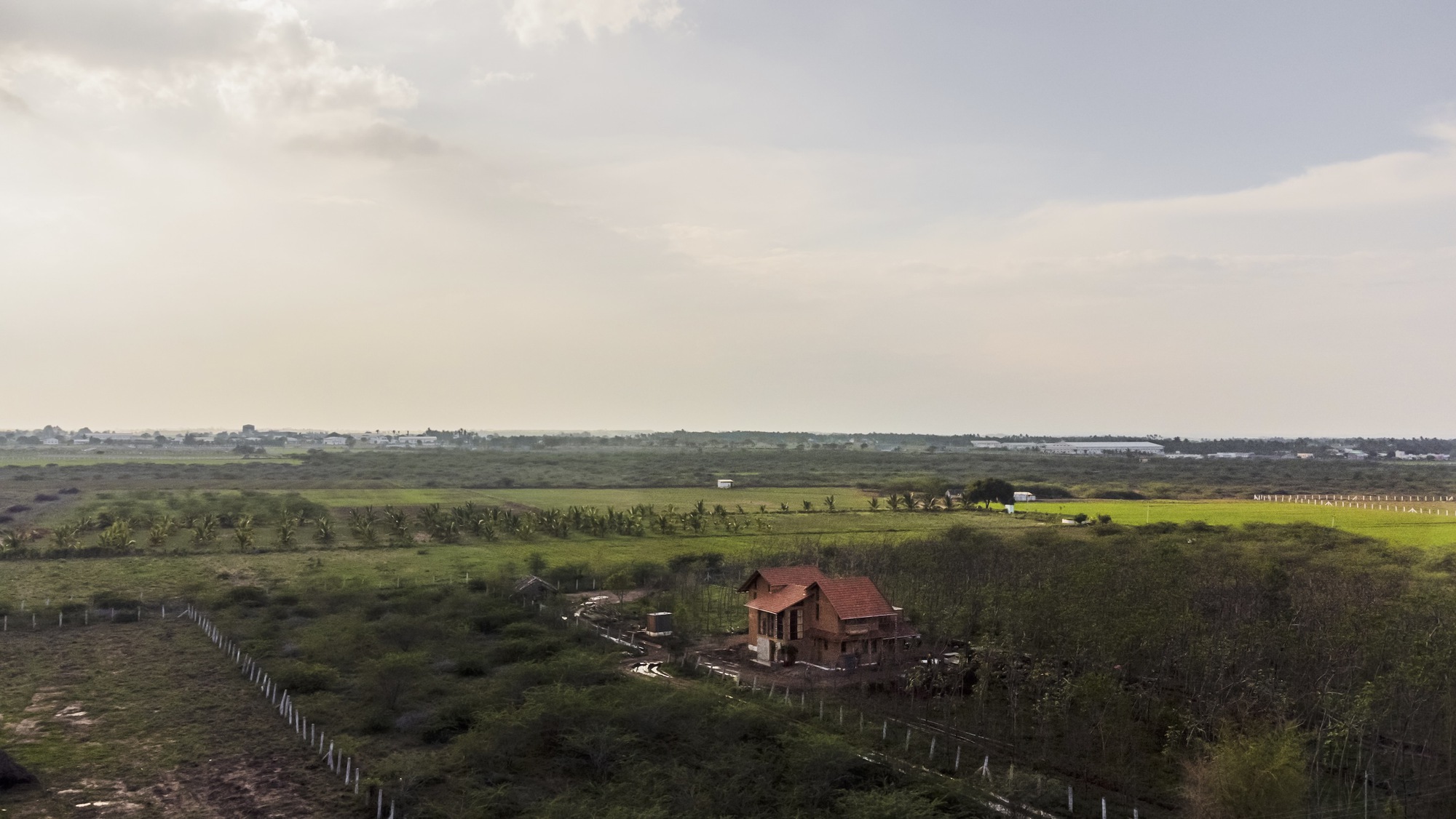 布里克庄园丨印度哥印拜陀丨Bhutha Earthen Architecture Studio-45