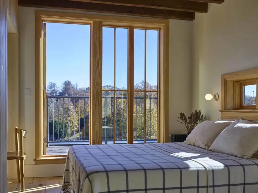 布鲁克林绿木高地时尚乡村城镇房屋扩建设计-19