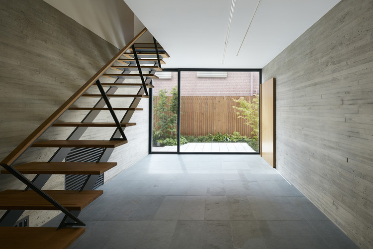 东京郊区 U 型住宅,传统与现代的完美融合-16