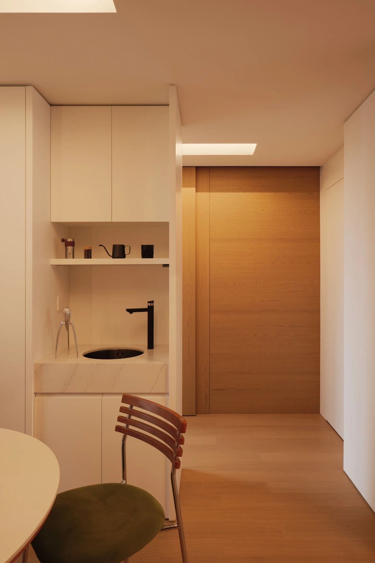 L 屋；L 宅（注：这里L可能是特定名称、品牌、标识等，若有更多背景信息能更精准翻译） 丨中国广州丨KINJO DESIGN 幾築空間設計-89