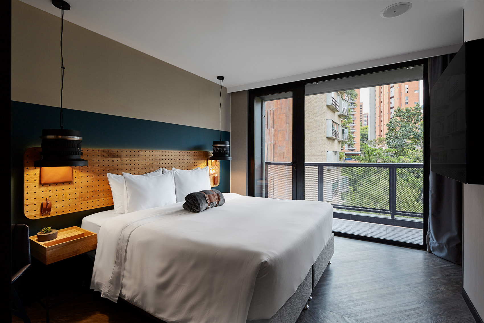 麦德林Click Clack酒店,哥伦比亚 / Plan:B Arquitectos-114