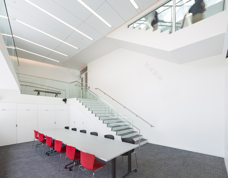 Perry World House 1100 Architect-26