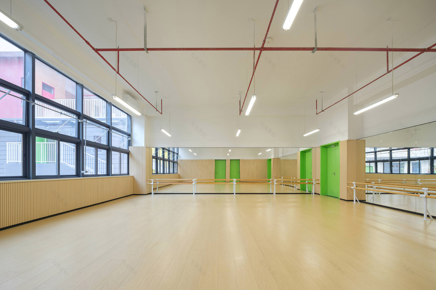 深圳市龙华区外国语学校福城校区丨中国深圳丨深圳大学建筑设计研究院有限公司“钟中 + 钟波涛”工作室-75