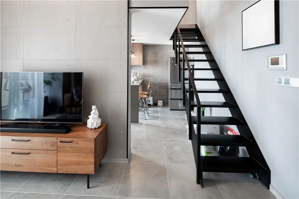 110㎡现代工业风之家，喵星人与主人的舒适小天地-30