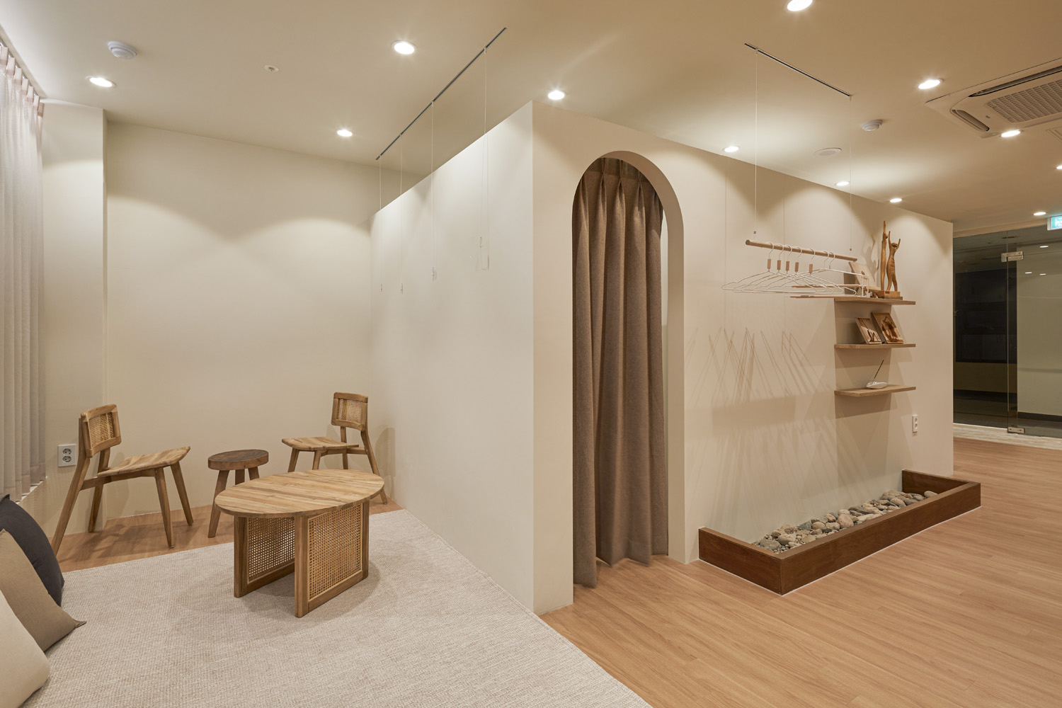 温暖氛围的 39 坪瑜伽空间设计-9