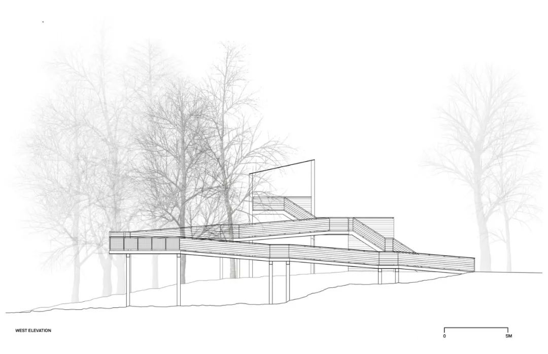 城市公园的雪橇滑梯-17