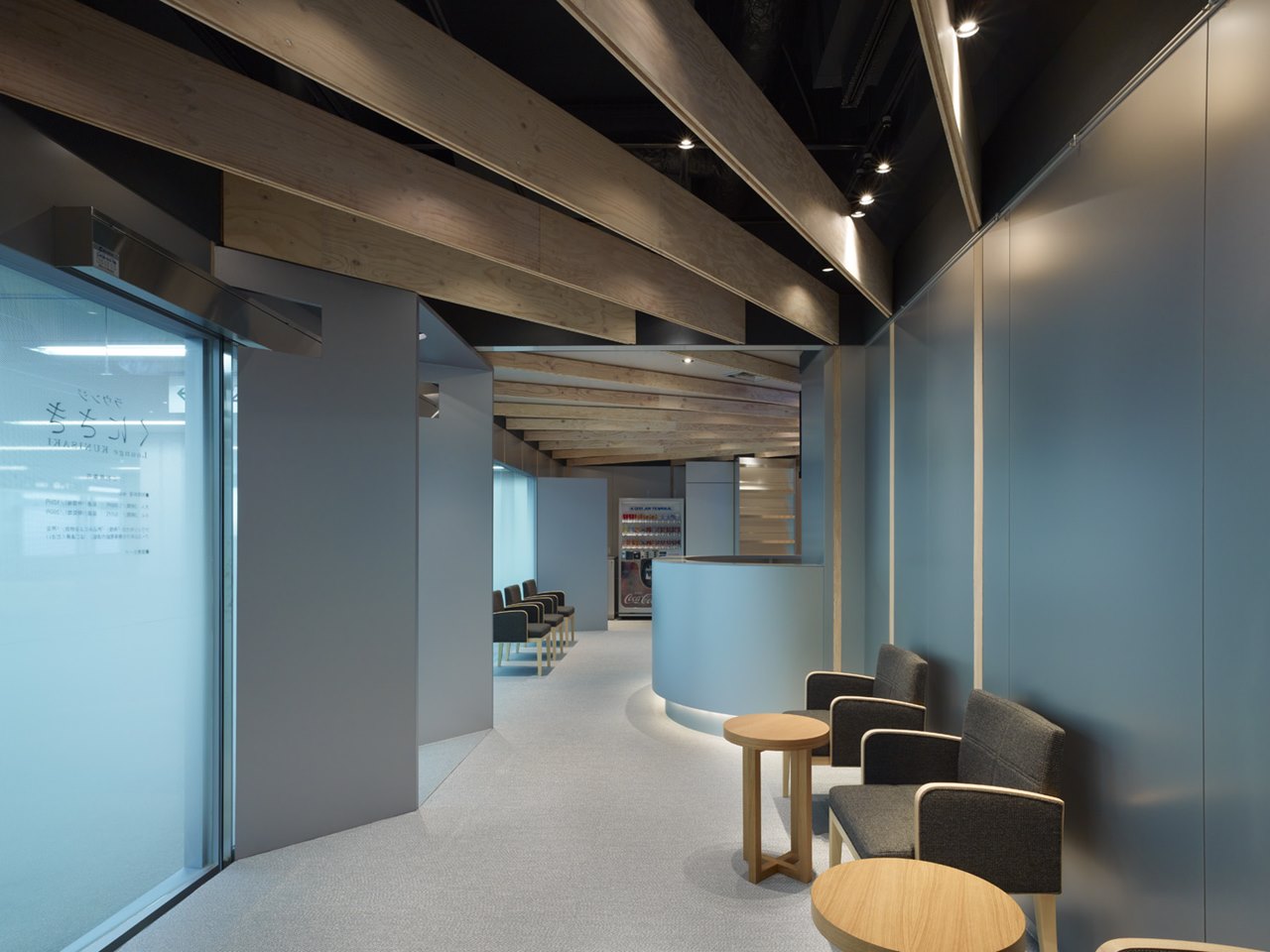 大分空港旅客ターミナルビル内エアポートラウンジ丨日本大分丨塩塚隆生アトリエ（意匠）,河野設備設計室（設備）-9