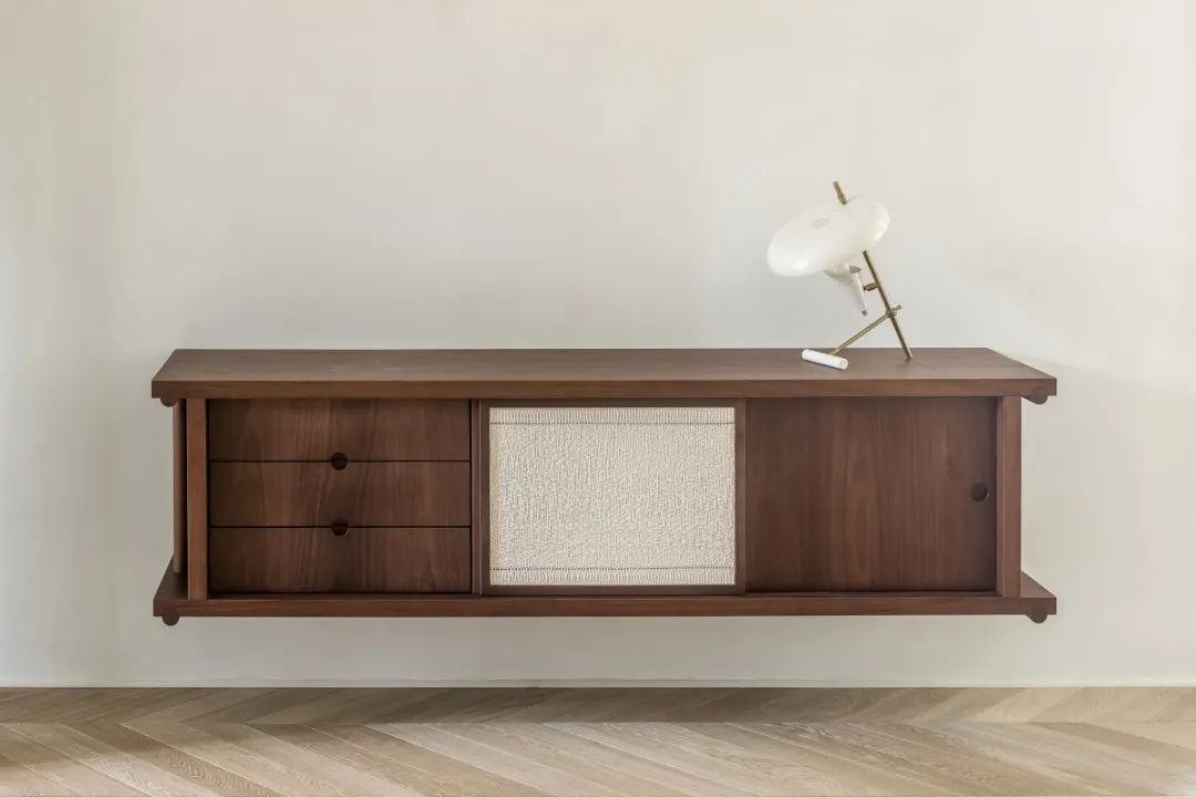 平衡内饰丨保加利亚鲁塞丨Nathalie Deboel-31