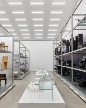 色彩狂潮！Sabine Marcelis 为 Vitra 设计博物馆打造彩虹家具展