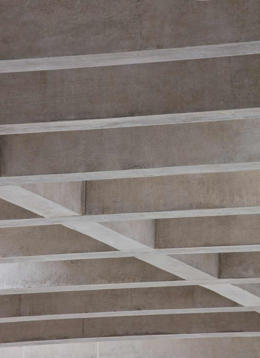 Jamie Fobert sinks extension to Tate seaside art gallery into cliff overlooking the Atlantic sea-26