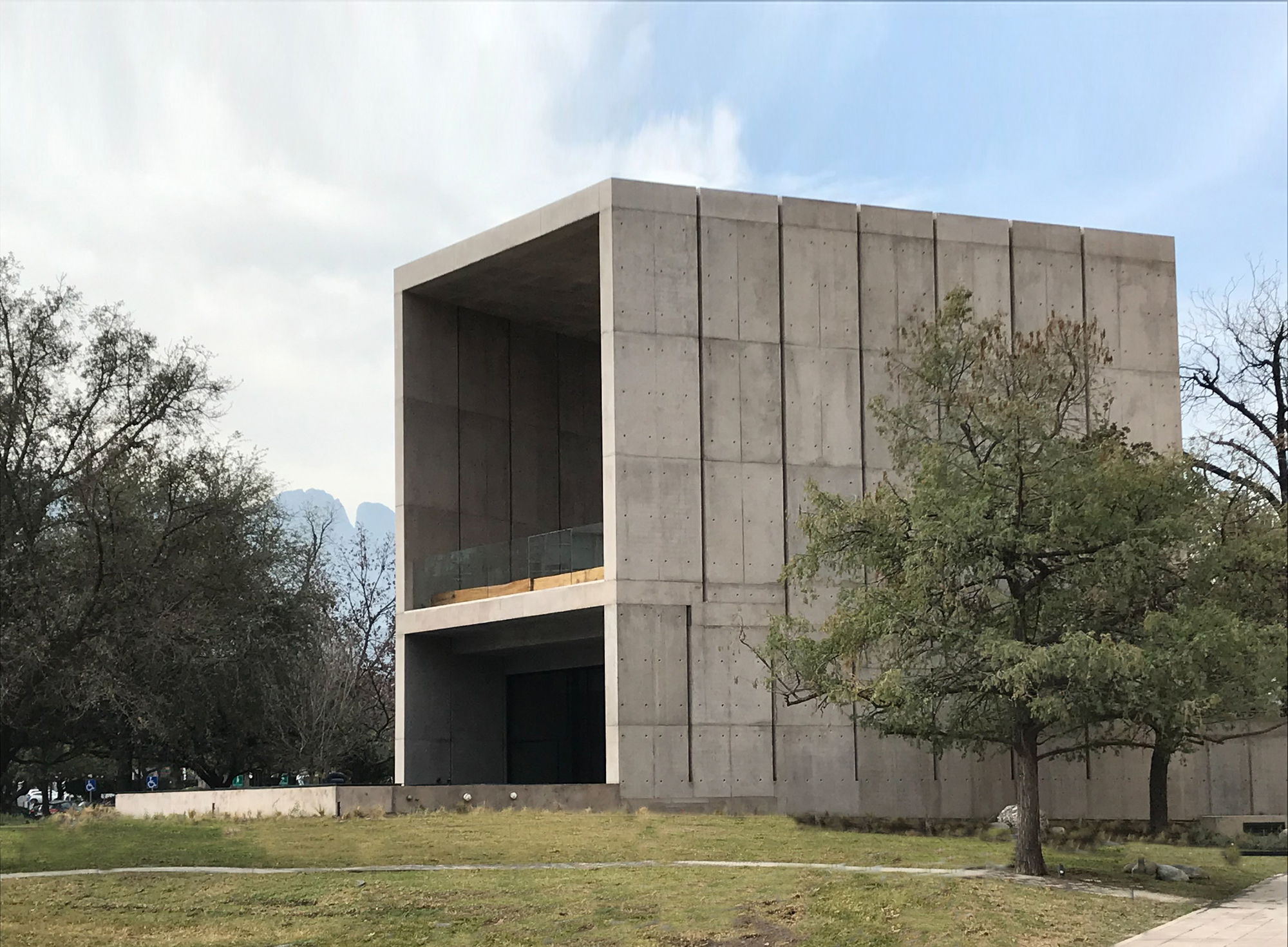 Reflection Space TEC / Taller de Arquitectura X / Alberto Kalach-9