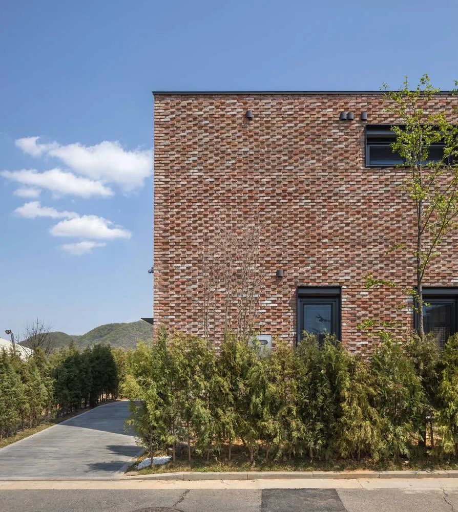 韩国乡镇红砖度假屋 | 尊重自然，和谐共处的珍贵谈话-15