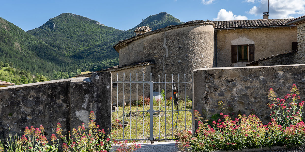 Aménagement de place et de la traversée de village de Romeyer - CoCo architectureCoCo architecture-8