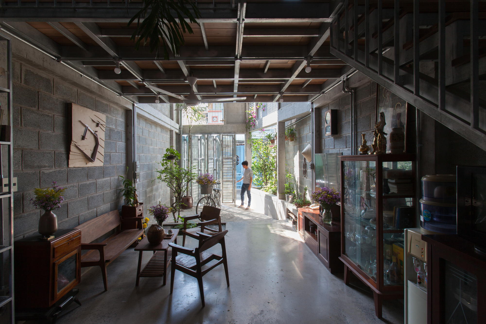 越南胡志明市 k59 住宅与工作室——现代与传统的和谐共生-7