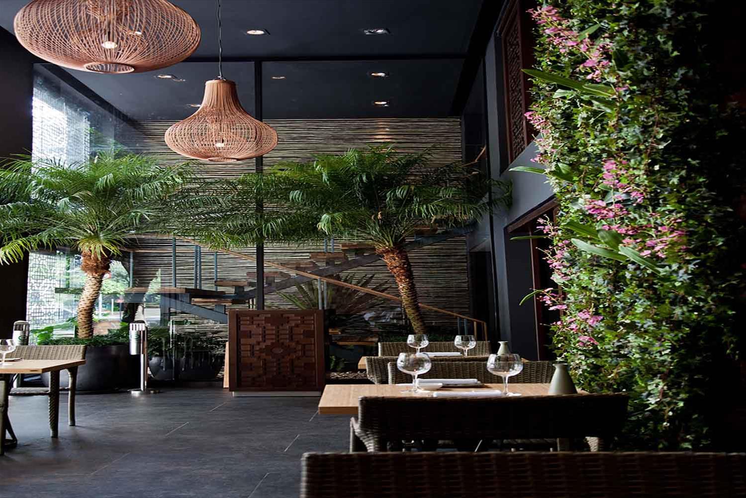 巴西圣保罗日式餐厅 Osaka，自然元素与文化交融的创新设计-3