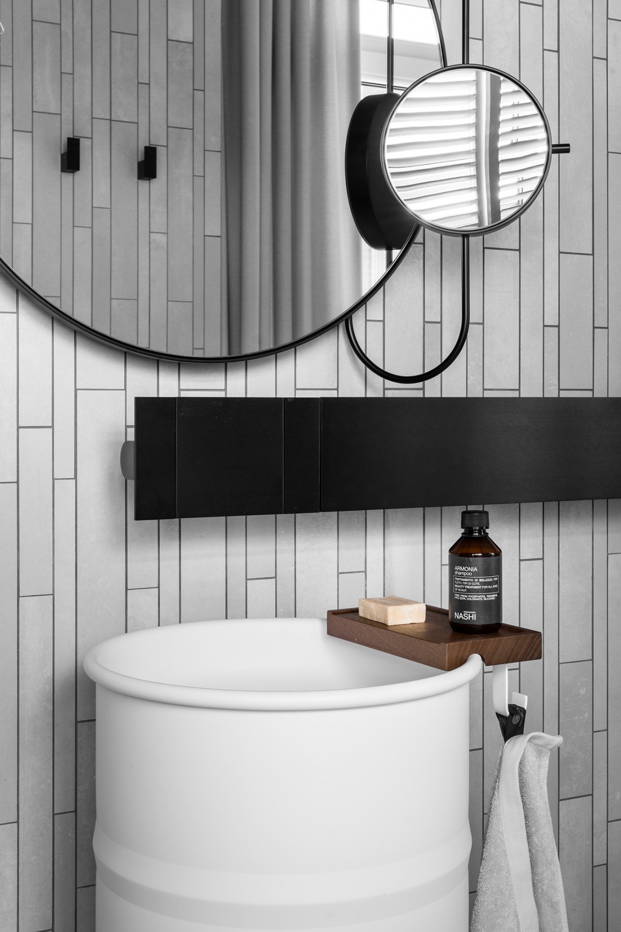 极简轻工业风公寓设计丨line architects-28