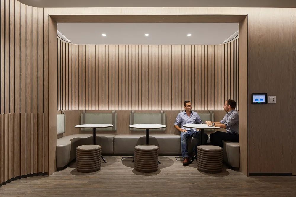 新加坡 Aedas 办公室 | 模块化布局与艺术馆无缝衔接的创新空间-29