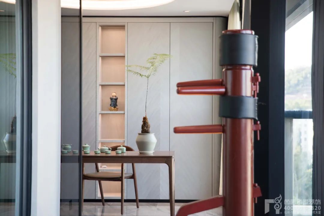 以“自然,水,帆”为主题的现代简约别墅设计丨中国杭州丨尚层别墅装饰-37