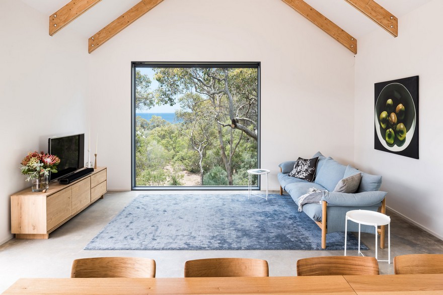 Family Beach House in Eagle Bay, Western Australia-6