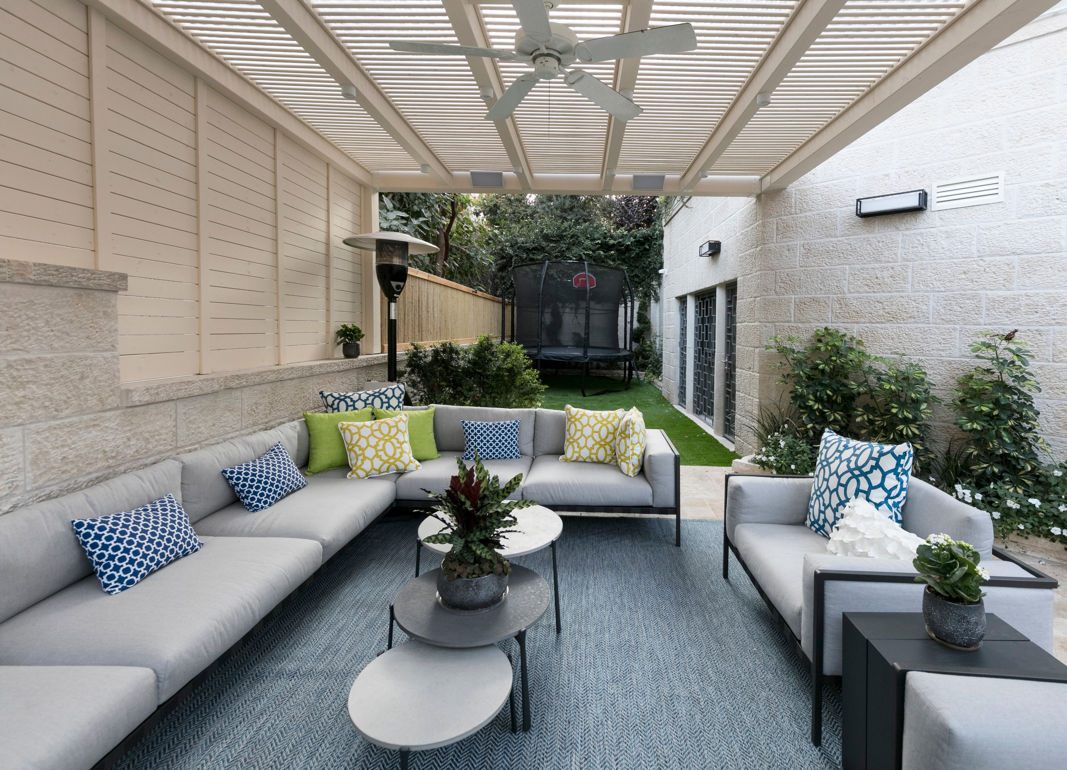 温馨宜居的灰色调空间-19