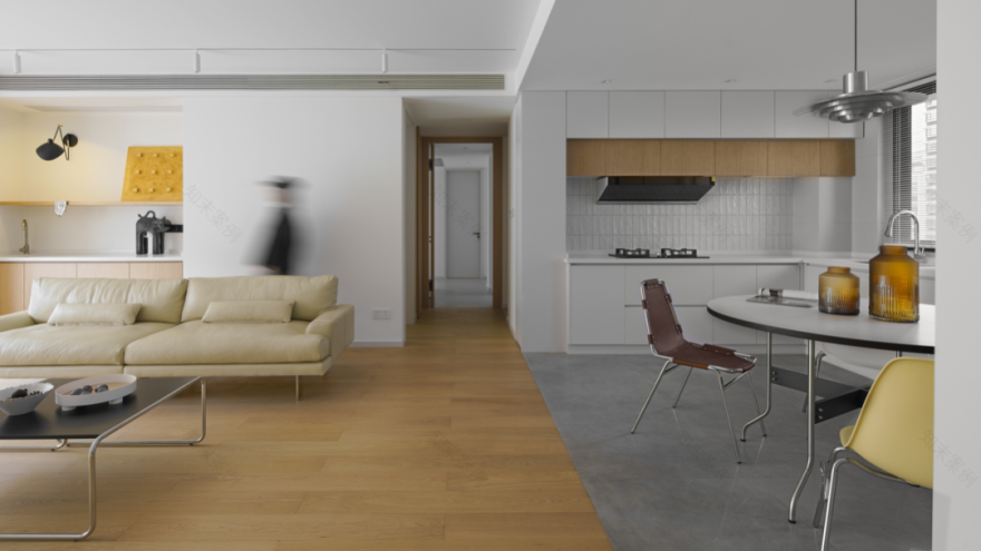 待春风 · 浙江嘉兴三口之家设计丨中国嘉兴丨右言空间设计-27