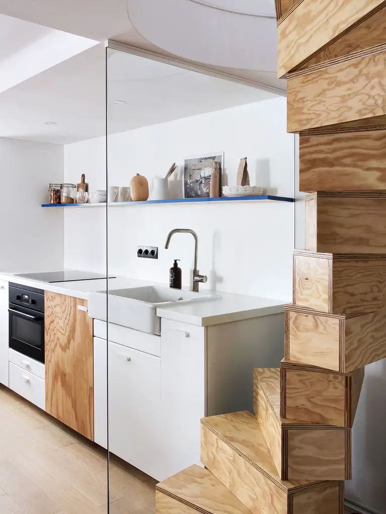 巴黎 50 平米极简双层公寓,蓝色调搭配惊艳设计-7