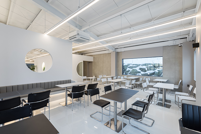 白色调的极简咖啡厅 | 60 平米的精致设计-7