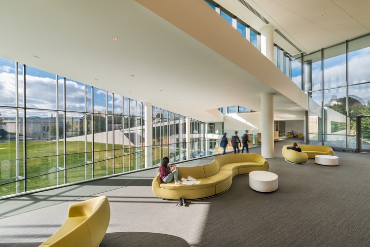 Case Western Reserve University, Tinkham Veale University Center  Perkins+Will-17