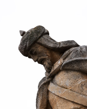 Figuras del puente de San Pablo en Burgos Parte 2