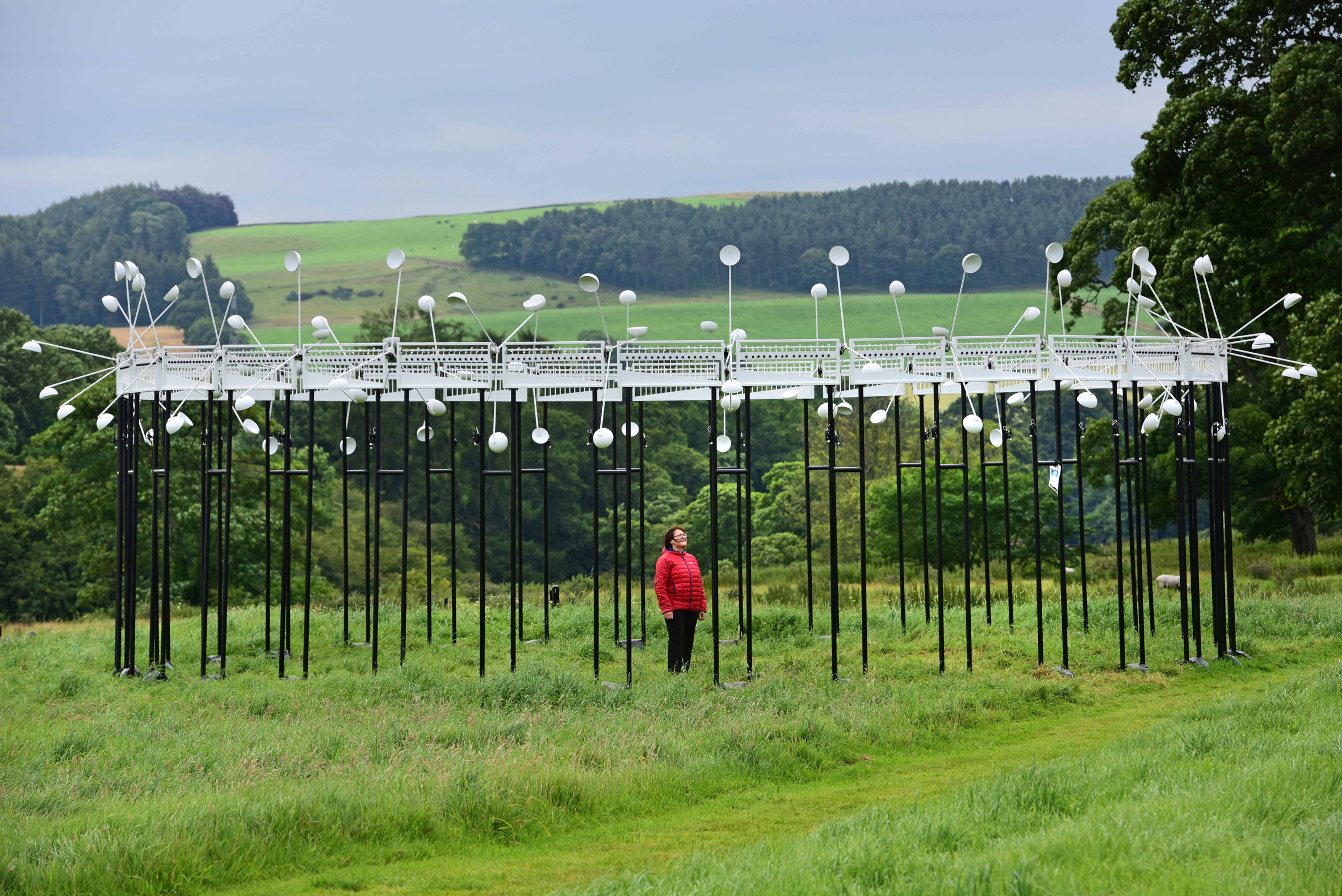 Neon creates a wind-powered installation that mimics the gallop of 500 horses-0