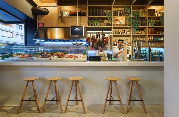 塔斯卡·塞洛索-25