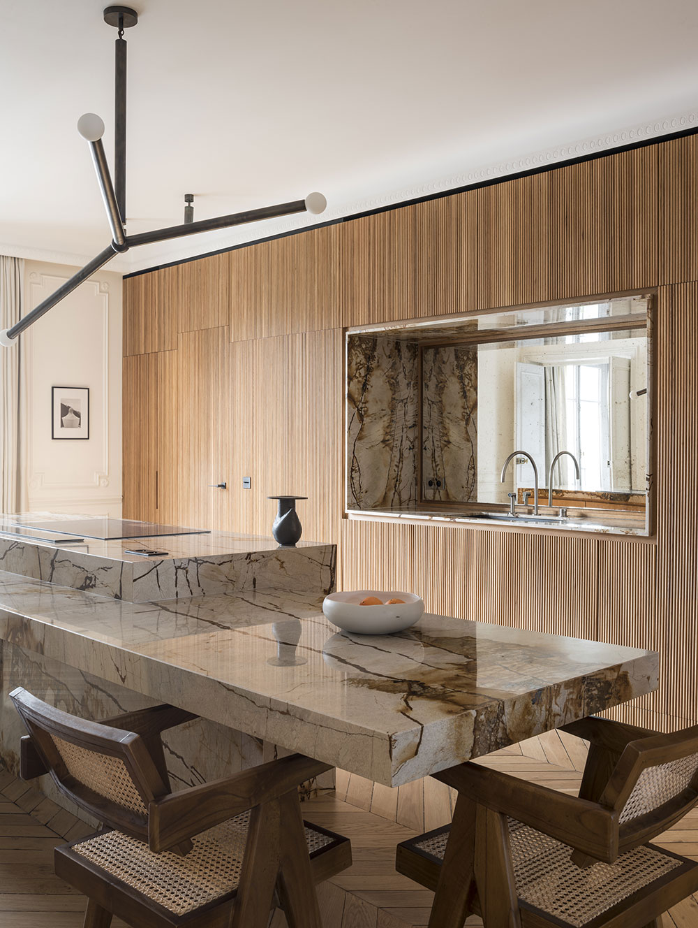 精致巴黎公寓中天然石材之美-12