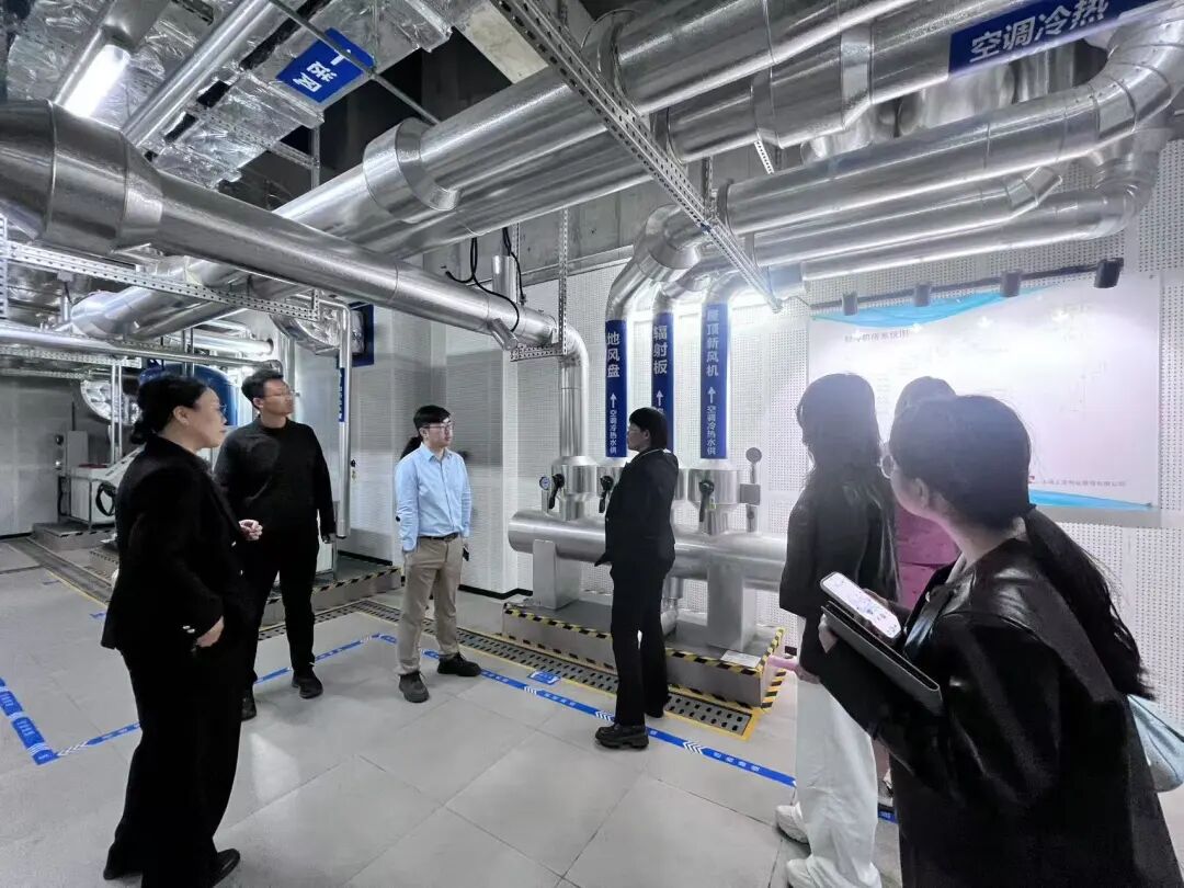 工程建设标准化基础研究项目组调研上海建工装饰集团参与的绿色低碳示范项目-25