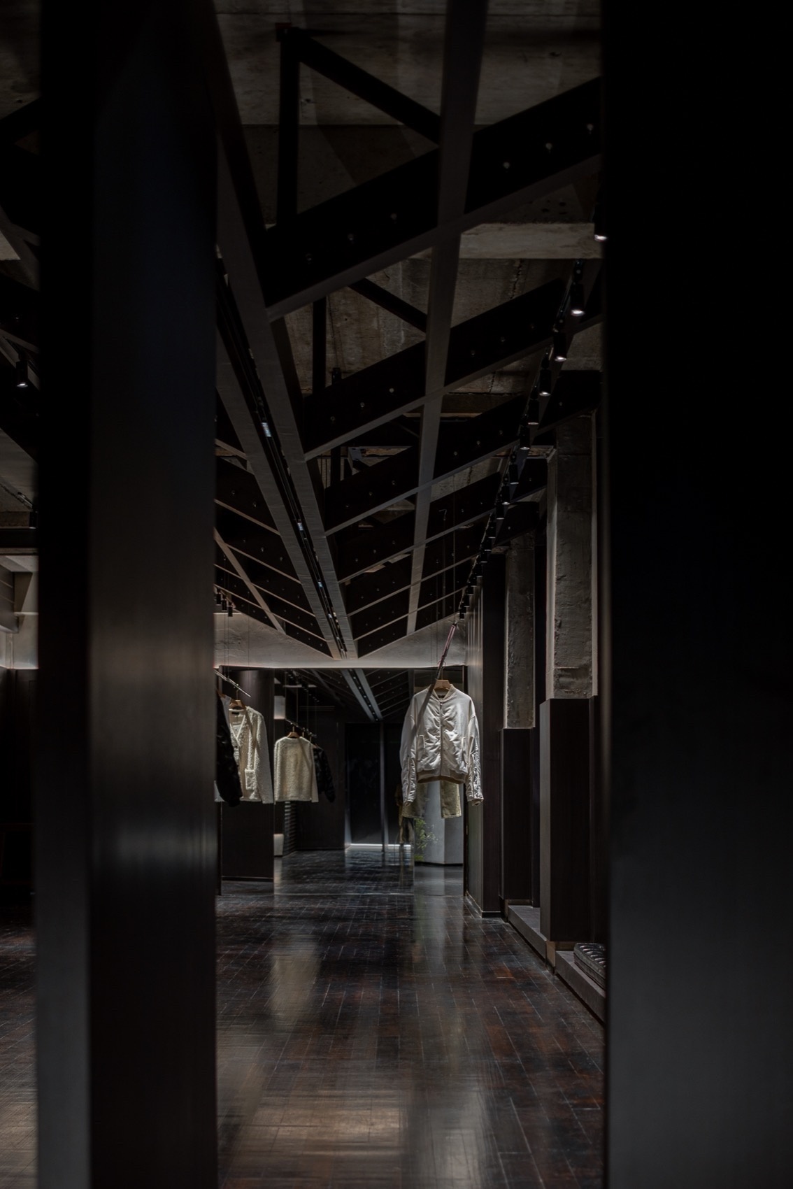 上海 The last Redemption 服装店丨中国上海丨直距设计-24