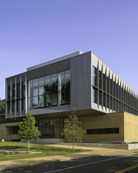 纽约 Fredonia 大学艺术中心 · 现代与传统的和谐交融