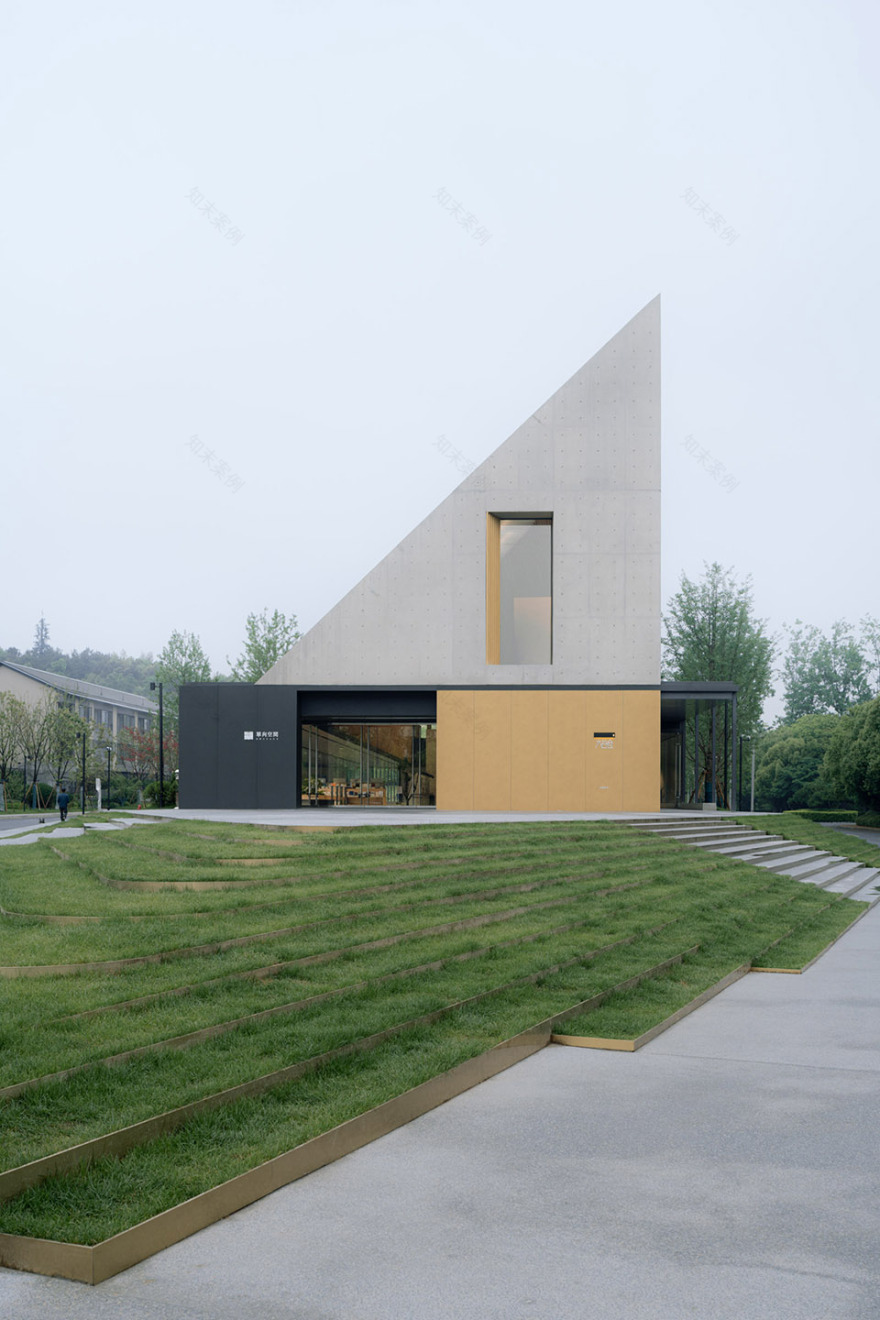 杭州阴雨天的良渚大谷仓建筑丨中国杭州丨大舍建筑,本质映像-14