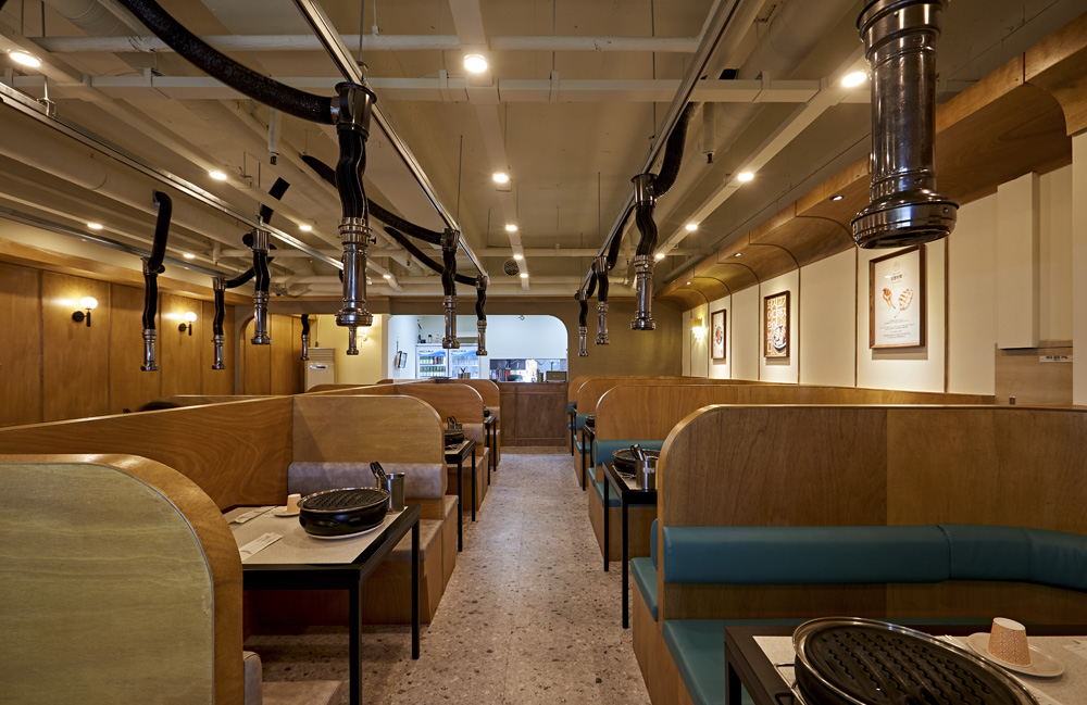 高级实木家具打造出的纯净空间 | 某项目-4