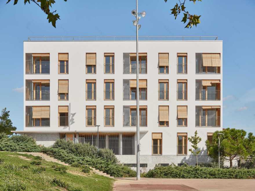 24 AFFORDABLE HOUSING UNITS IN IGUALADA / 4RQ ARQUITECTURA +M ARQUITECTES-28