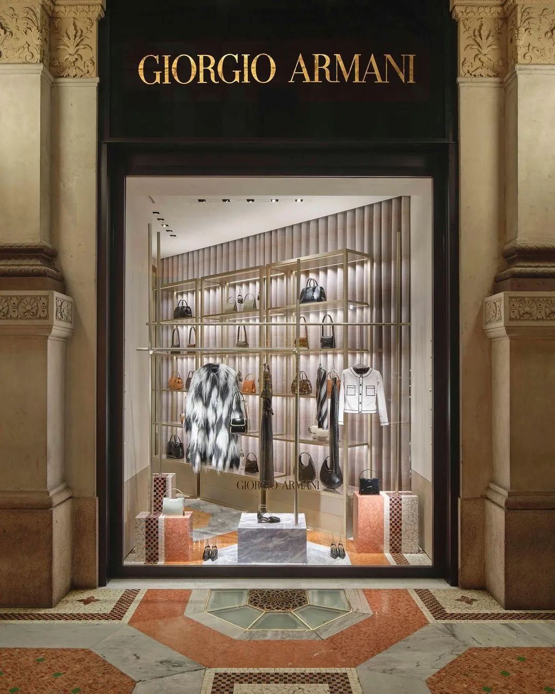 阿玛尼米兰 GIORGIO ARMANI 精品店丨乔治·阿玛尼及其建筑师团队-15