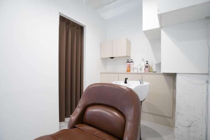 32 平米极简美容室设计，打造温馨治愈空间-16