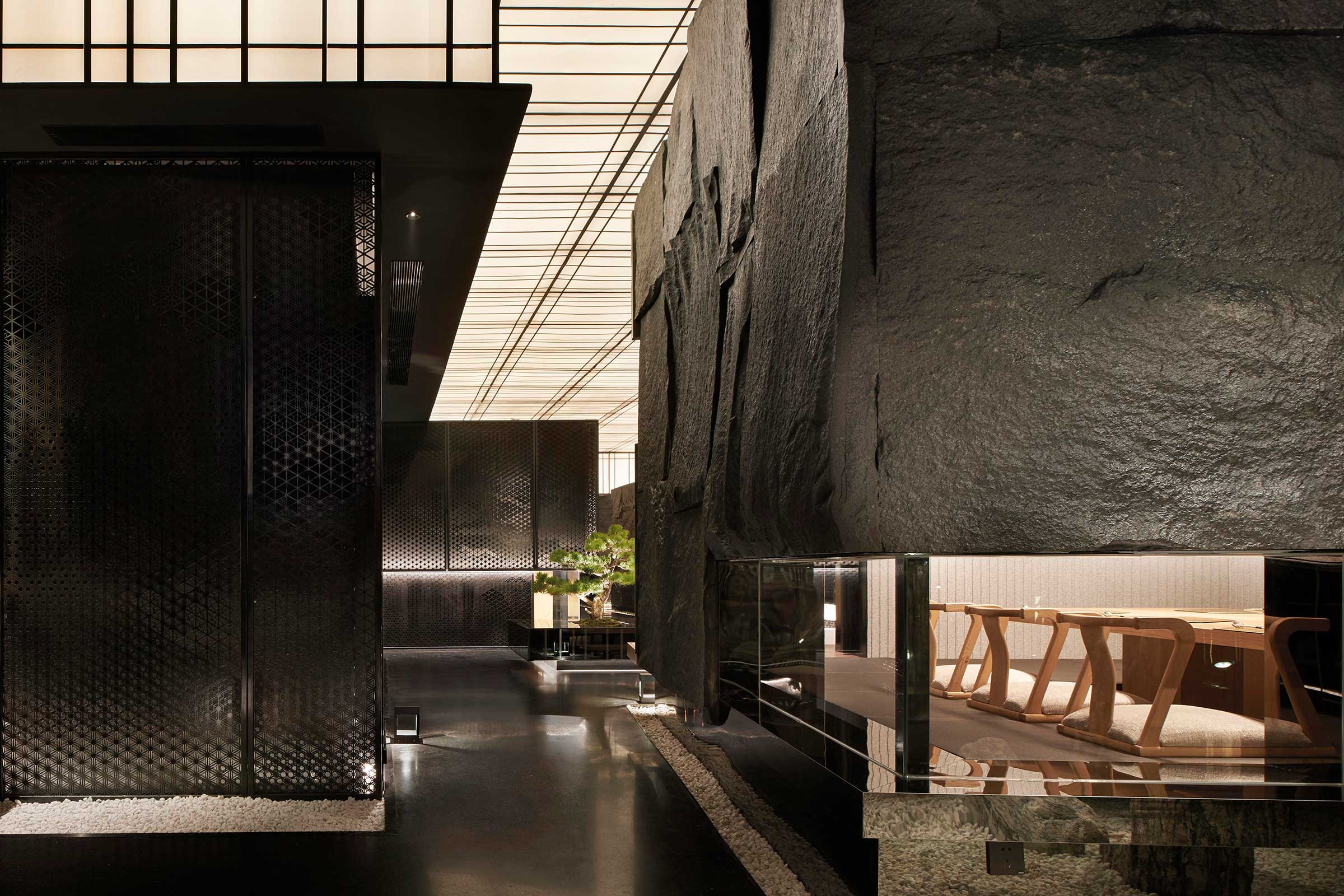 SORA Offers Bold Design and Traditional Japanese Influences  — Design Anthology-9