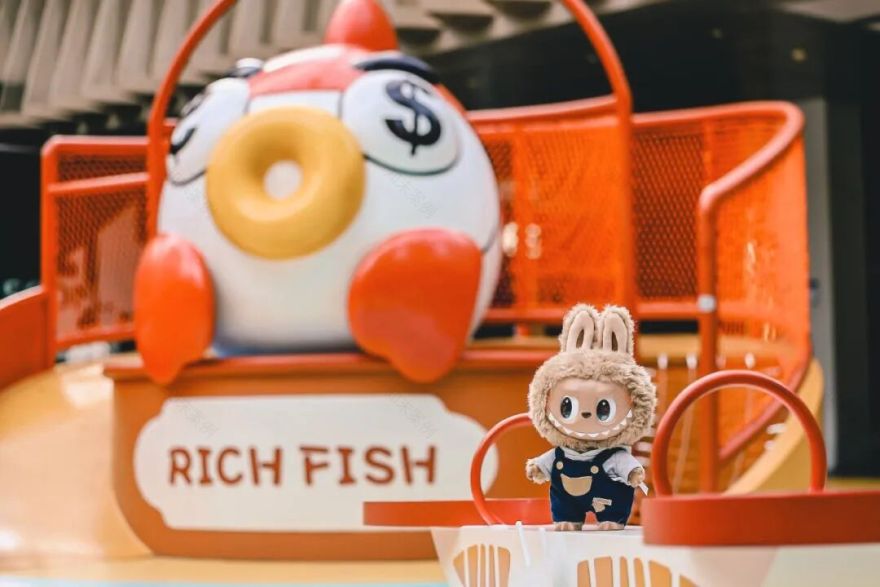 摸摸锦鲤.顽点不一样|云城万科里下沉广场改造-67