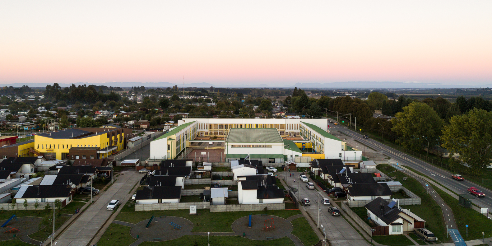 绿意盎然的文化艺术传播学校-28