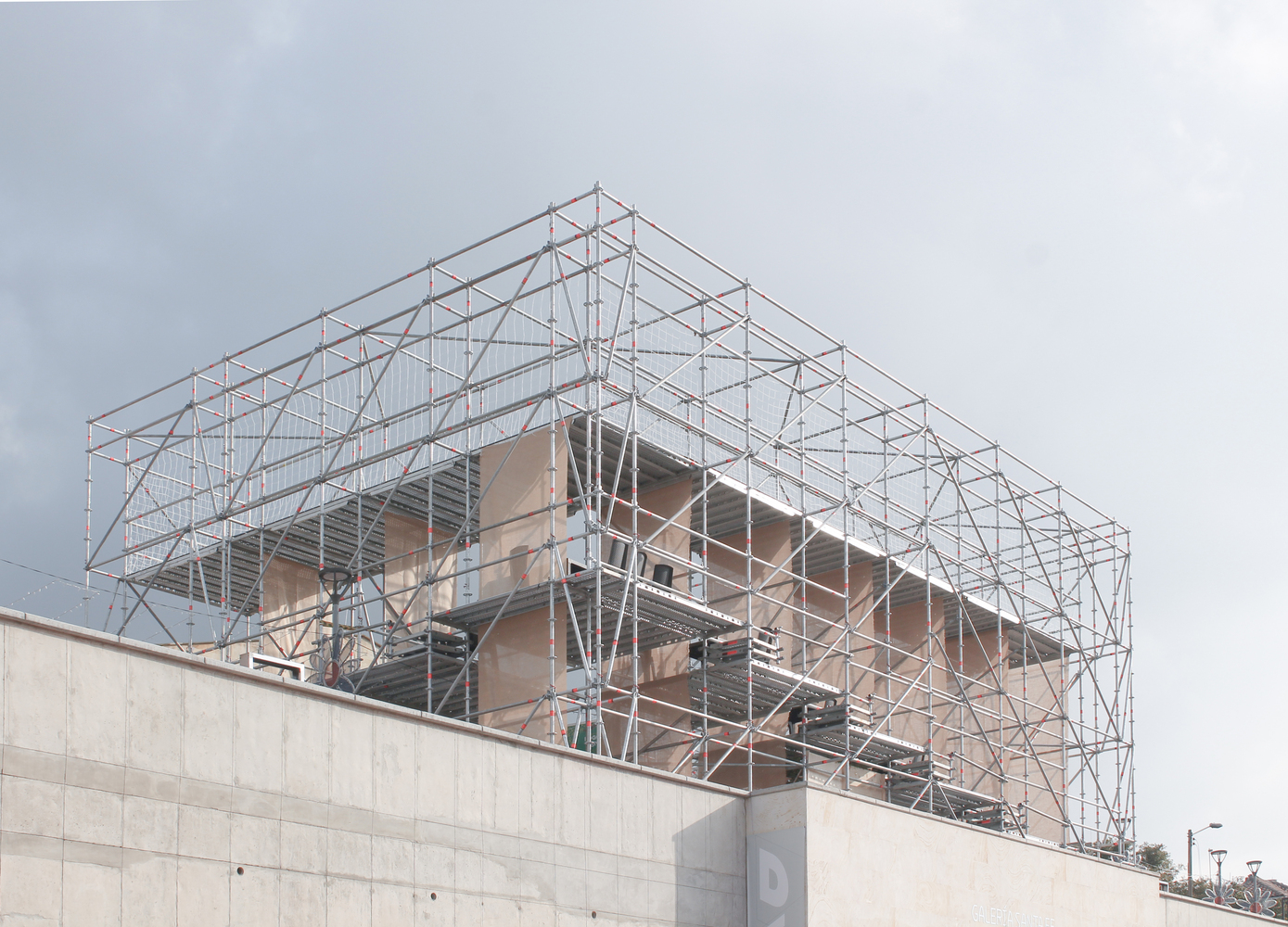 Bogotá 市 La Concordia 广场多功能户外剧场设计丨Colab19,SCA,Taller Architects-21