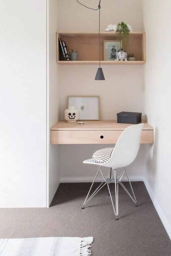 卧室迷你办公区-5