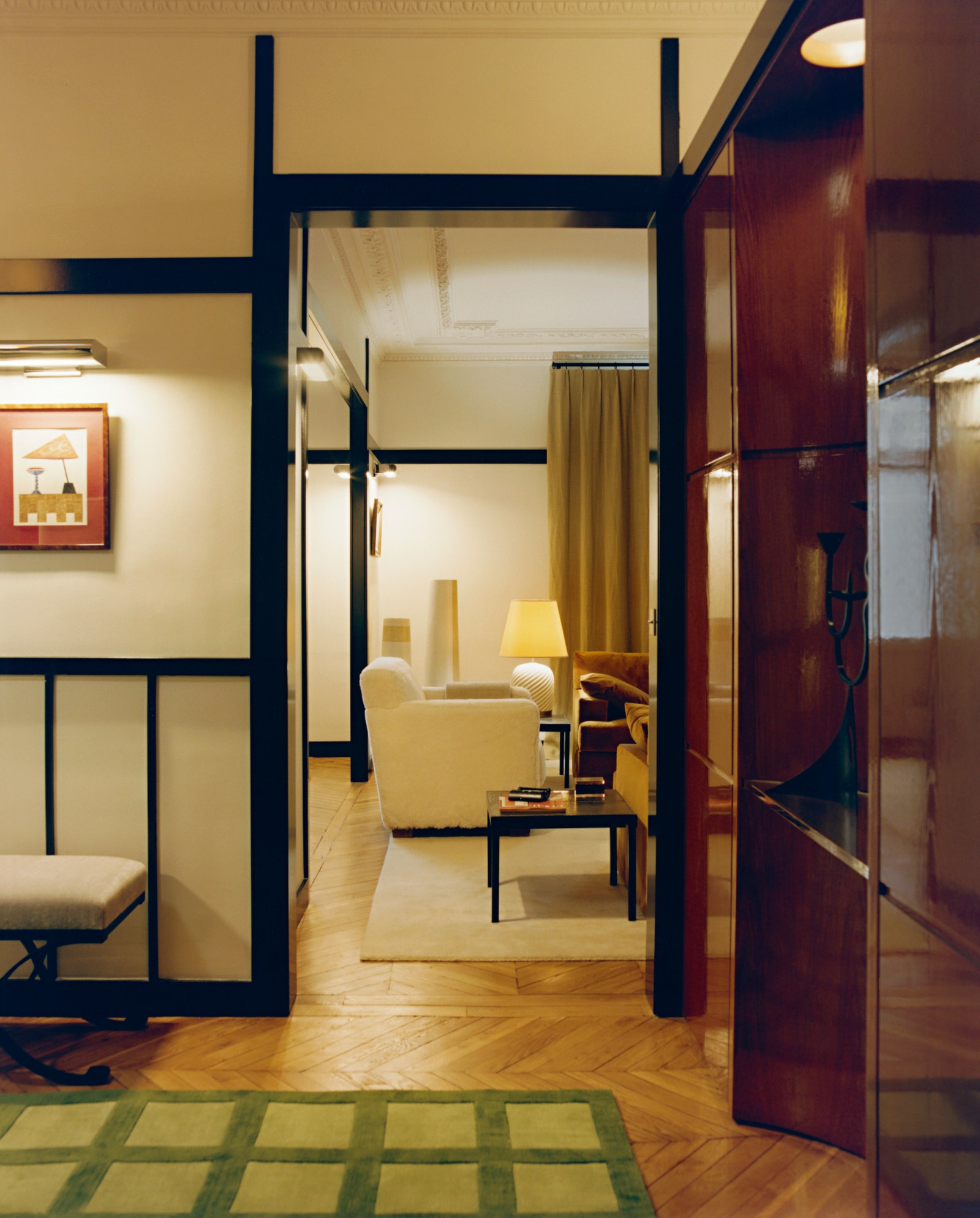 巴黎七区豪华公寓 | 东方风情与现代设计的完美结合-1