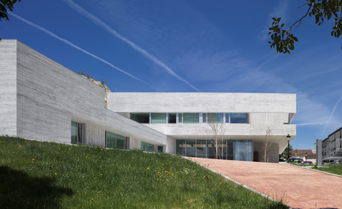 Healthcare Center in Valenzá  IDOM-45