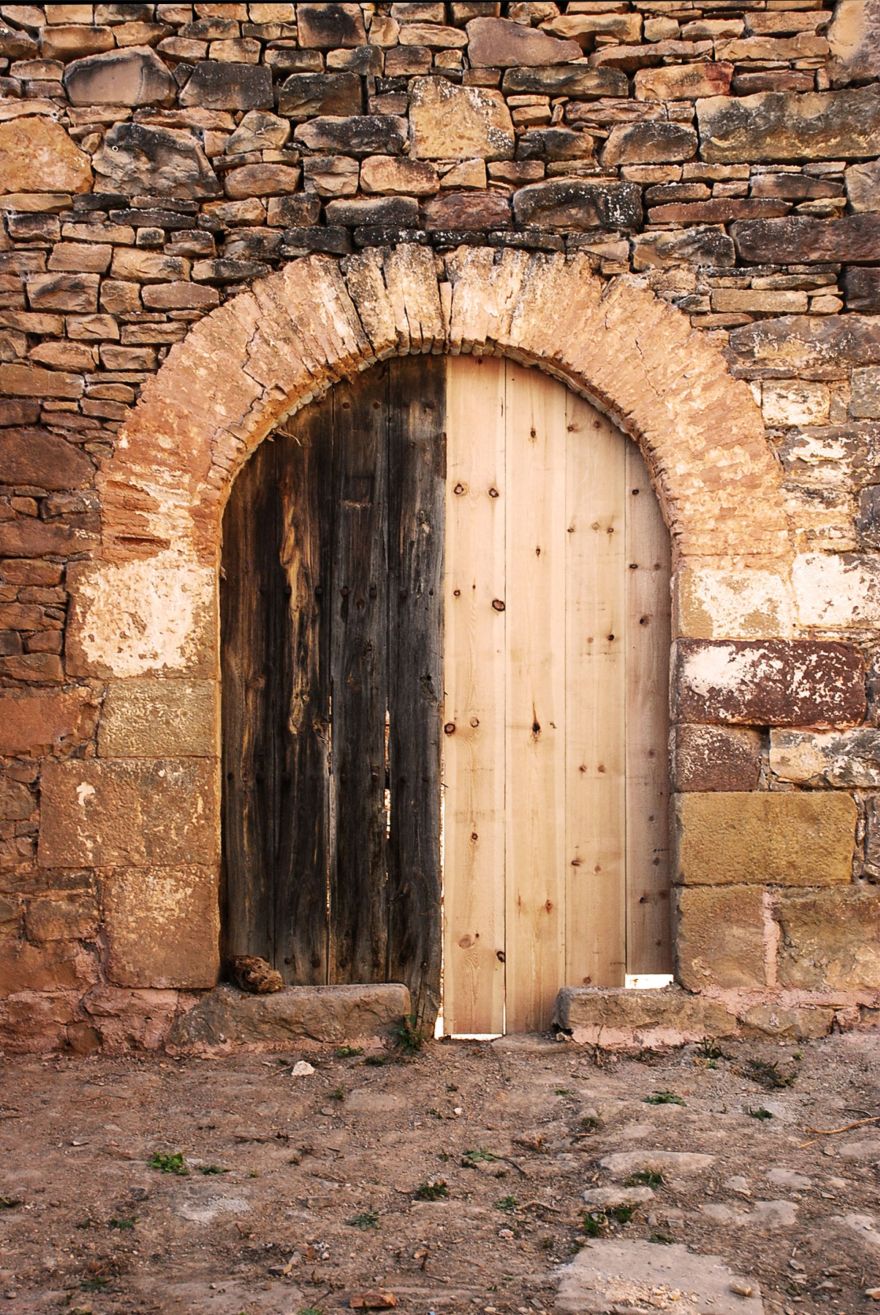 鲁埃斯塔城市中心修复丨西班牙丨Sebastián Arquitectos-23