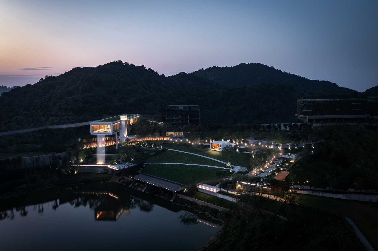 长沙金地·湖山樾社区中心建筑设计丨中国长沙丨PTA上海柏涛-3